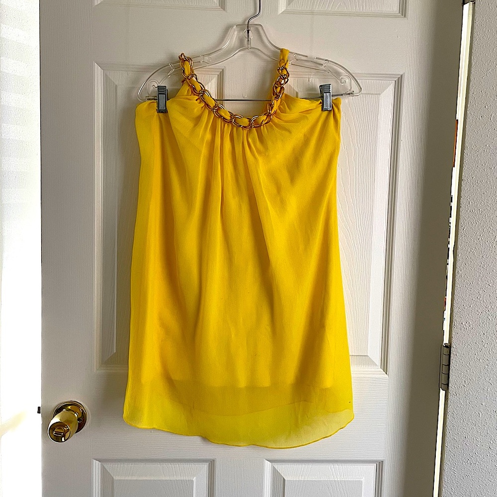 Yellow halter cocktail dress 👗